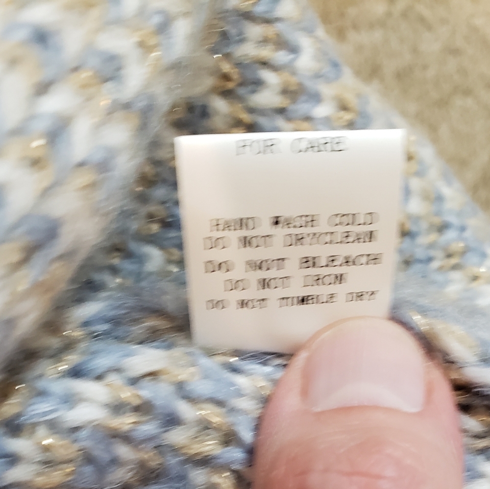 NWOT Davi&Dani women's S cardigan sweater. - Picture 11 of 13